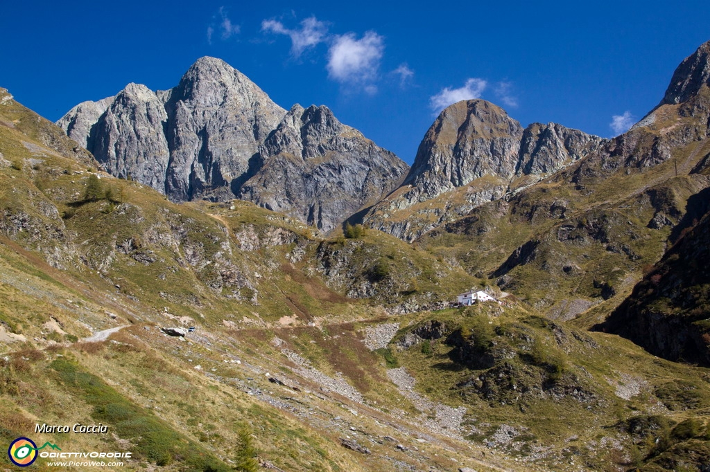 24_Aga e Longo.JPG